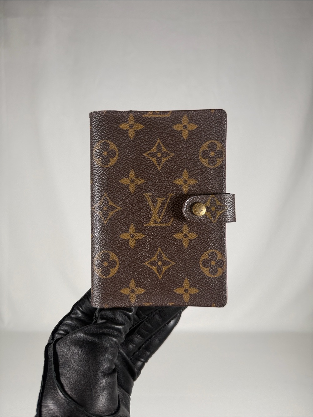 Louis Vuitton Monogram Agenda PM Card & Passport holder